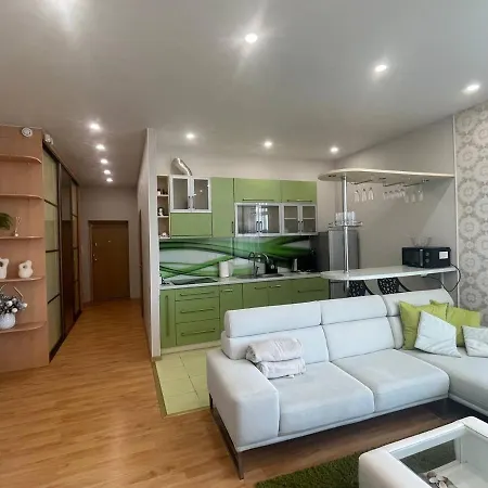 Apartment Quiet 1br In Serene Neighborhood