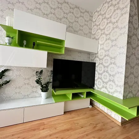 Quiet 1br In Serene Neighborhood Riga